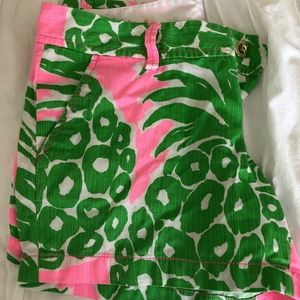 Lilly Pulitzer Callahan Short Size 6